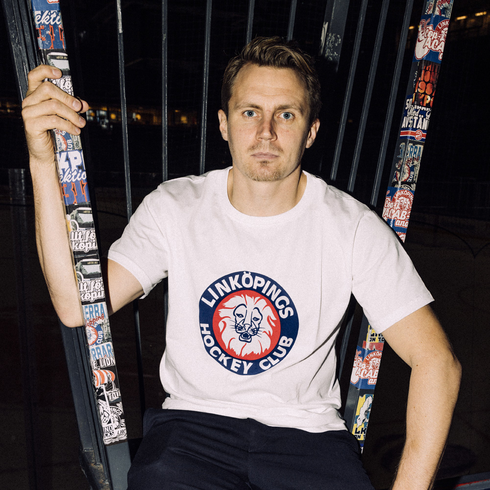 T-shirt off white retro